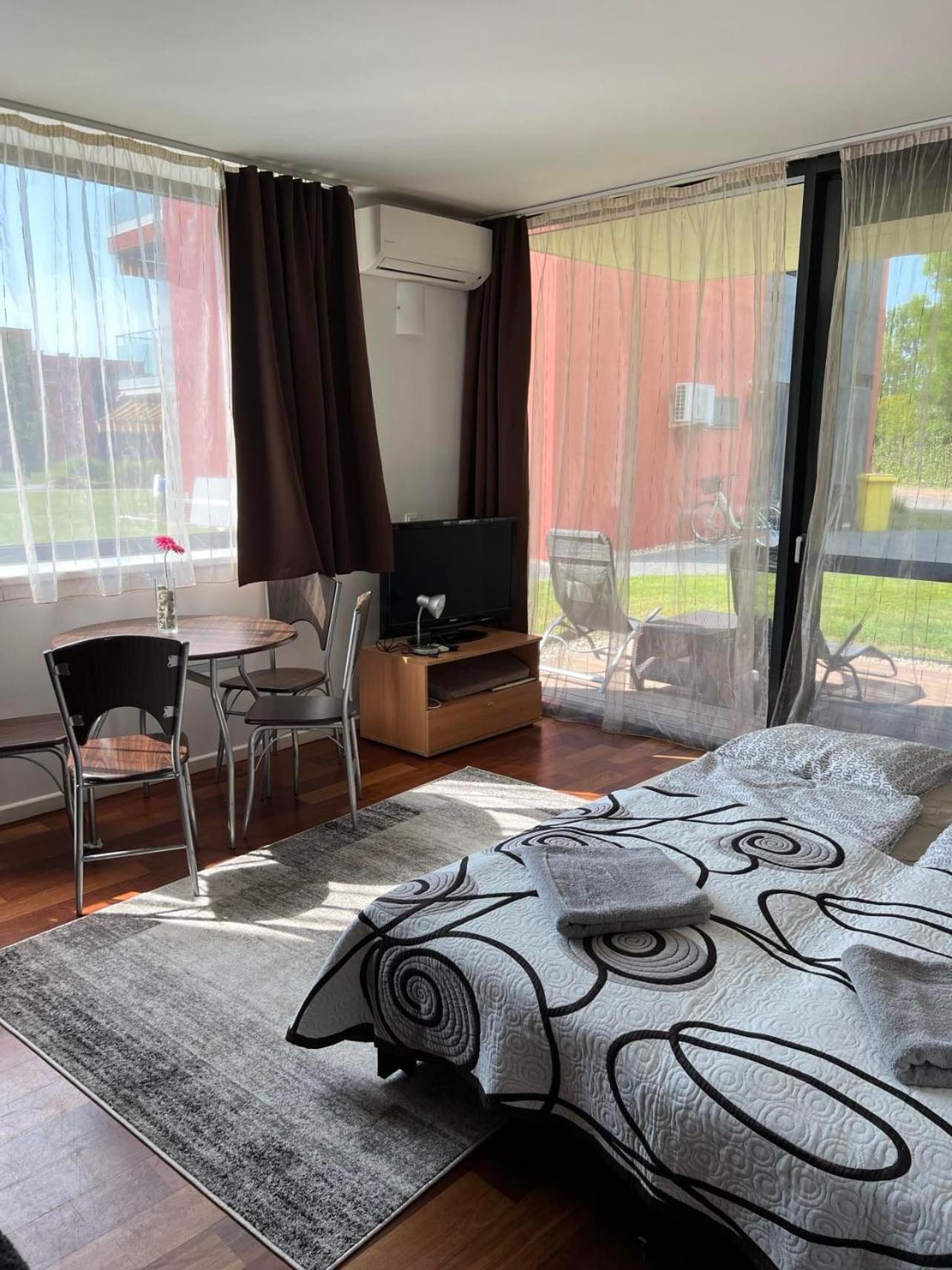 Bavaria Club Apartman Balatonlelle Εξωτερικό φωτογραφία