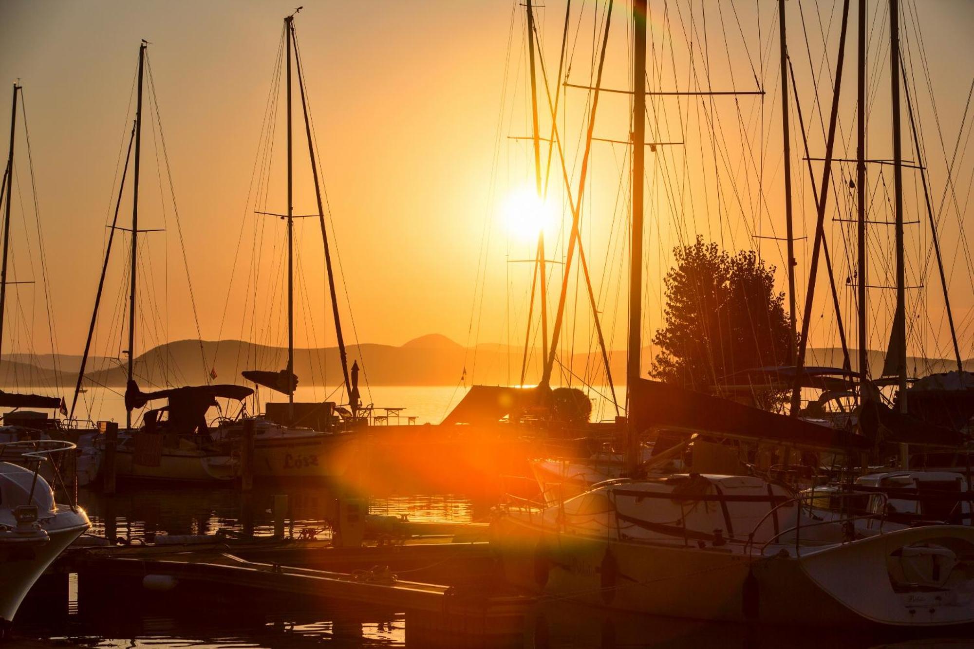 Bavaria Club Apartman Balatonlelle Εξωτερικό φωτογραφία